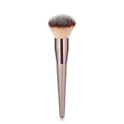 Fluffy Setting Powder Brush with Long Handle by HitMyNeed