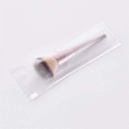 Fluffy Setting Powder Brush with Long Handle by HitMyNeed