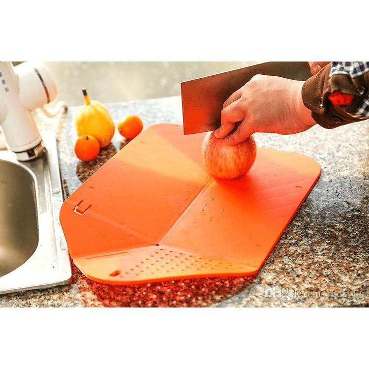 Foldable 4-in-1 Plastic Cutting Board & Colander by HitMyNeed
