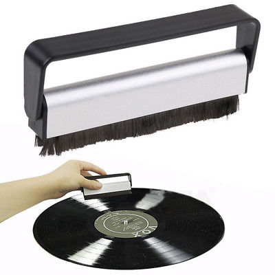 Foldable Carbon Fiber Anti-Static Vinyl Record Brush by HitMyNeed