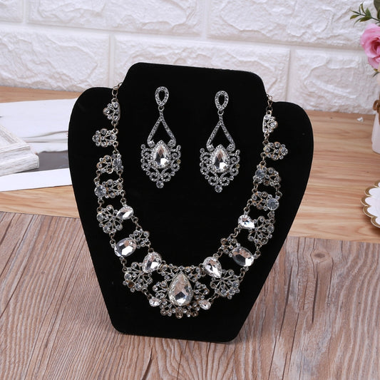 Foldable Earrings and Necklace Display Stand by HitMyNeed