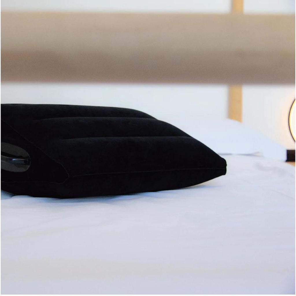 Foldable Inflatable PVC Flocked Wedge Cushion by HitMyNeed