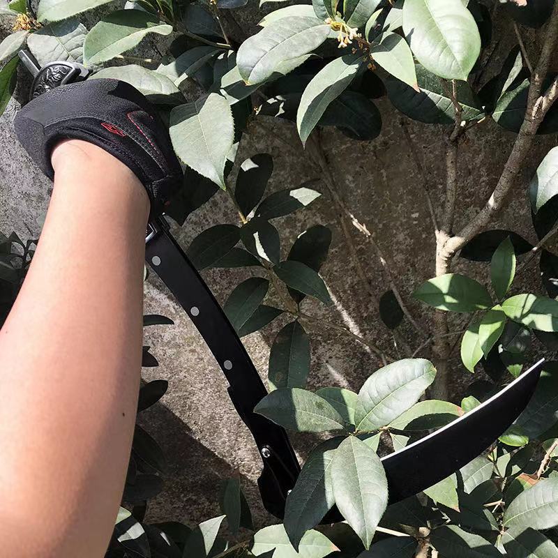 Foldable Stainless Steel Garden Sickle with Pouch by HitMyNeed