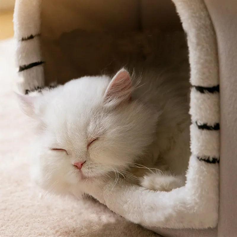 Foldable Winter Cave Bed for Cats & Small Dogs by HitMyNeed