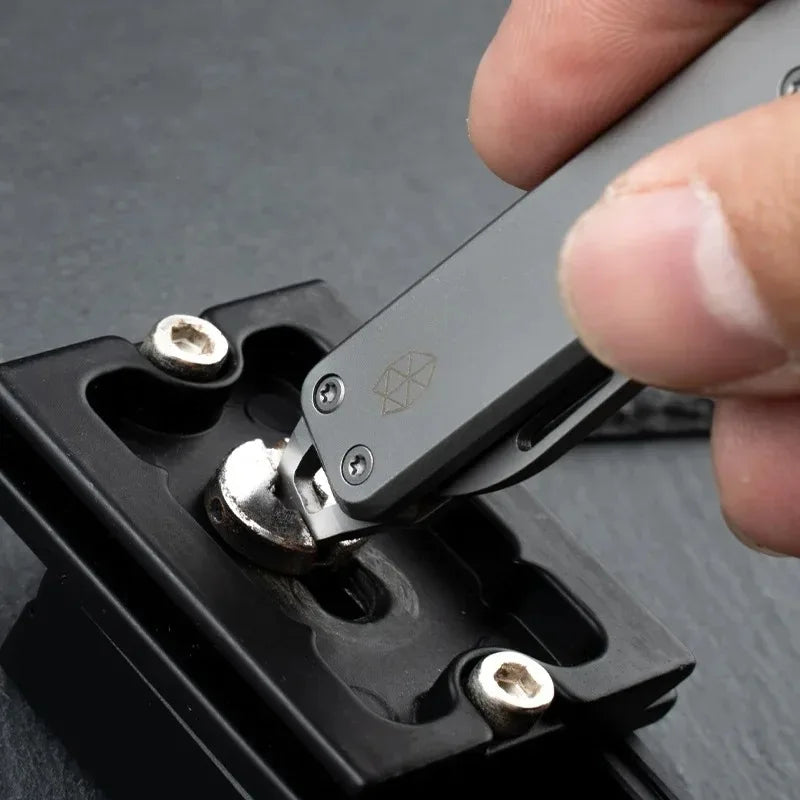 Folding Stainless Steel Mini Keychain Utility Knife by HitMyNeed