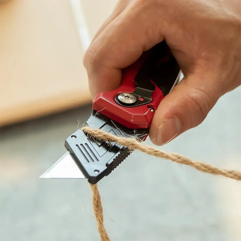 Folding Utility Knife with Replaceable Blades by HitMyNeed