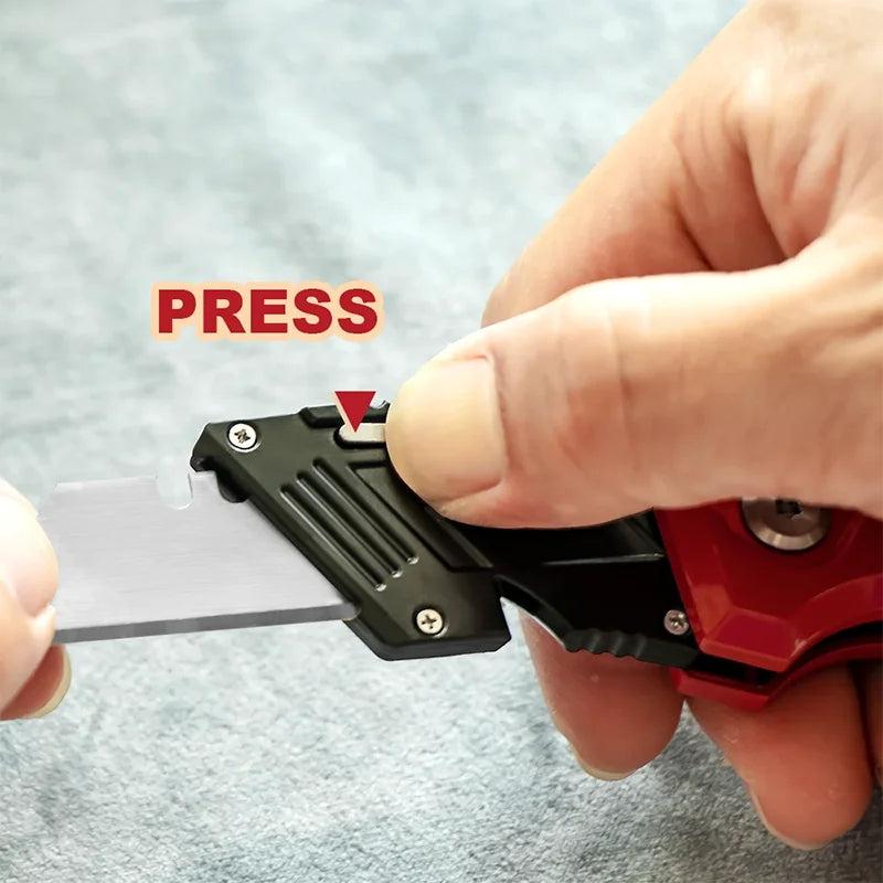 Folding Utility Knife with Replaceable Blades by HitMyNeed