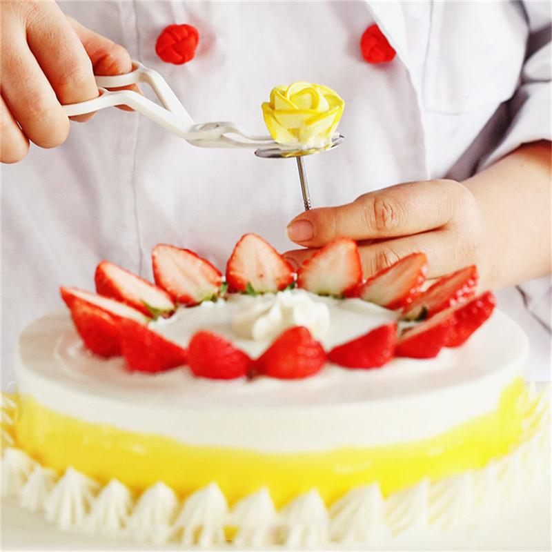 Fondant Flower Scissors and Icing Nail Set by HitMyNeed
