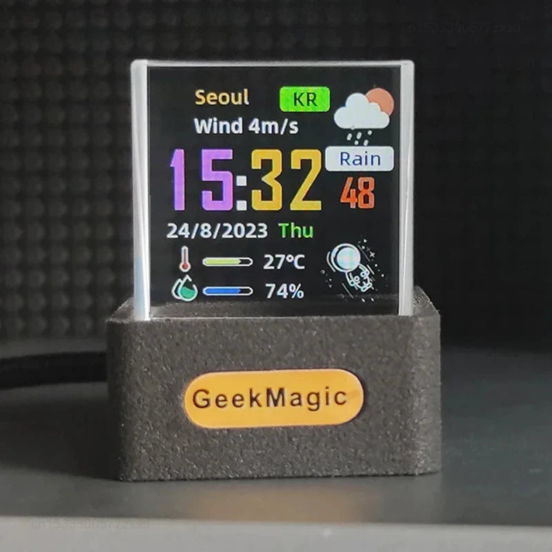 GeekMagic GIFTV Crystal Cube Holographic Photo Display by HitMyNeed
