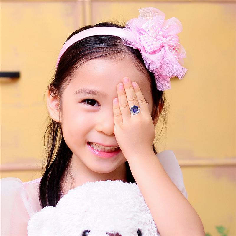 Girls' Toy Rings Set in Heart Box, 12-Piece by HitMyNeed