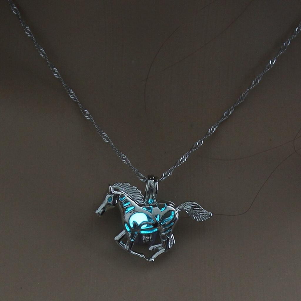 Glow in the Dark Luminous Pendant Necklace light-blue by HitMyNeed
