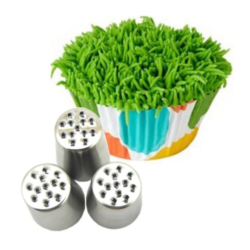 Grass Piping Tip Icing Nozzles Set of 3 by HitMyNeed