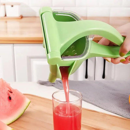Green Handheld Manual Juicer for Citrus & Vegetables by HitMyNeed