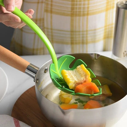 Green Monstera Leaf Pasta Serving Spoon by HitMyNeed