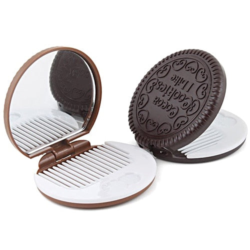 Hand Mirror Cookie Design with Comb by HitMyNeed