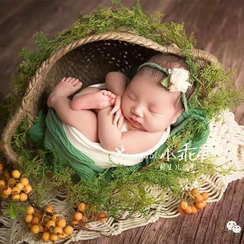 Hand-Woven Newborn Photography Basket Prop by HitMyNeed