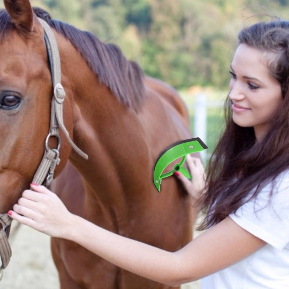 Handheld Ergonomic Horse Sweat Scraper by HitMyNeed