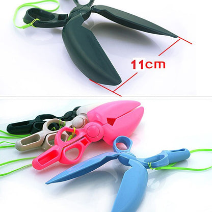 Handheld Plastic Poop Scoop Scissor Tool by HitMyNeed