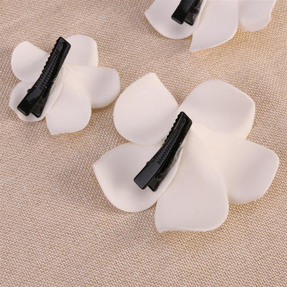 Hawaiian Flower Hair Clips Set of 4 by HitMyNeed