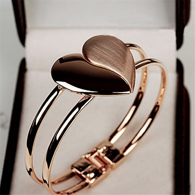 Heart Handcuff Bracelet in Gold Tone by HitMyNeed