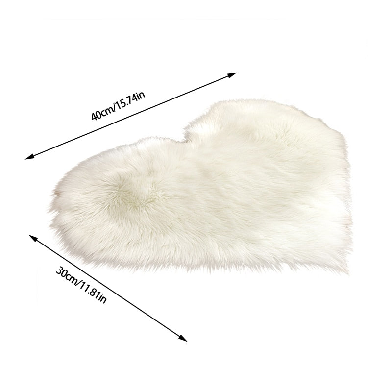 Heart Shaped Fluffy Faux Wool Rug 30x40cm by HitMyNeed