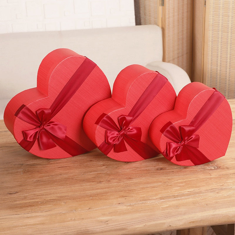 Heart Shaped Gift Boxes Set of 3 with Lids and Bows by HitMyNeed