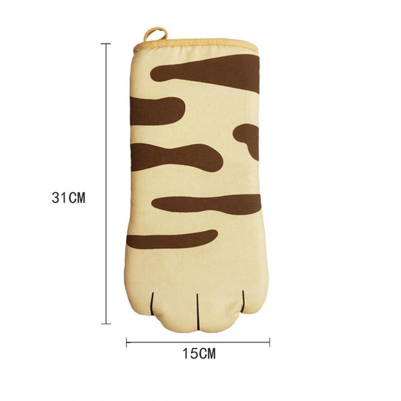 Heat Protection Cat Oven Mitt by HitMyNeed