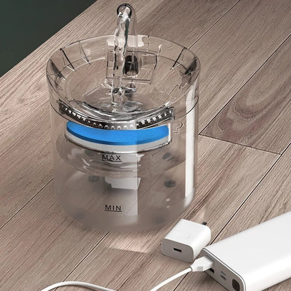 Intelligent Pet Water Fountain with Constant Temperature by HitMyNeed