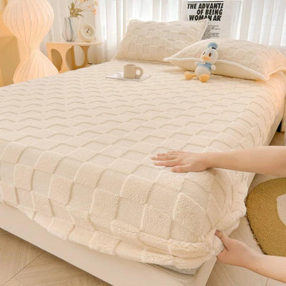Jacquard Velvet Plaid Fitted Mattress Cover pintu-bai 180x200x30cm by HitMyNeed