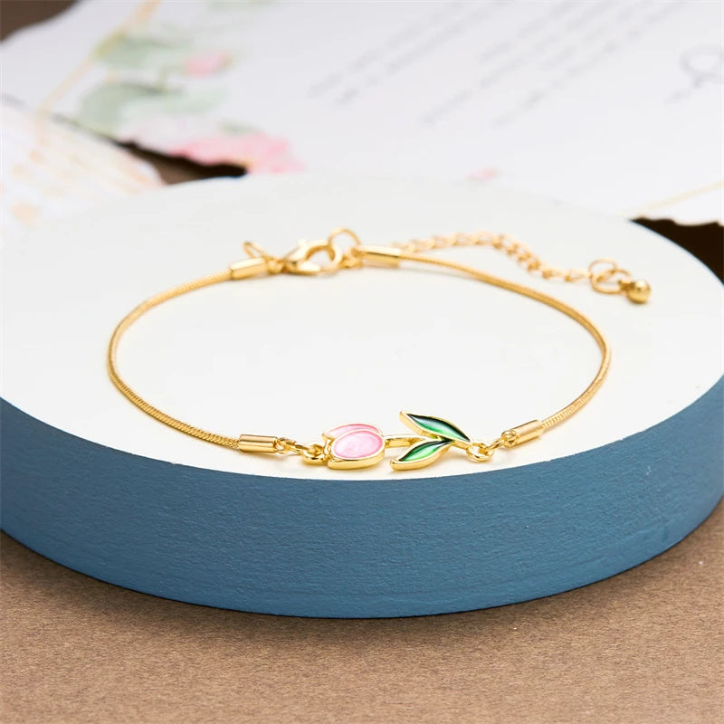 Ladies Elegant Tulip Bracelet by HitMyNeed