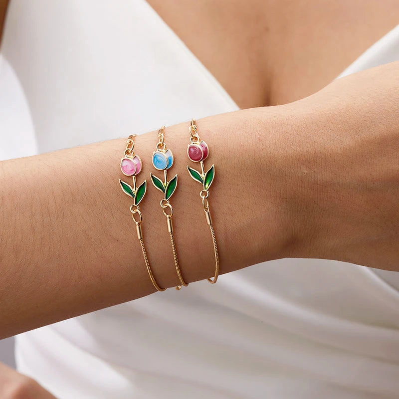 Ladies Elegant Tulip Bracelet by HitMyNeed