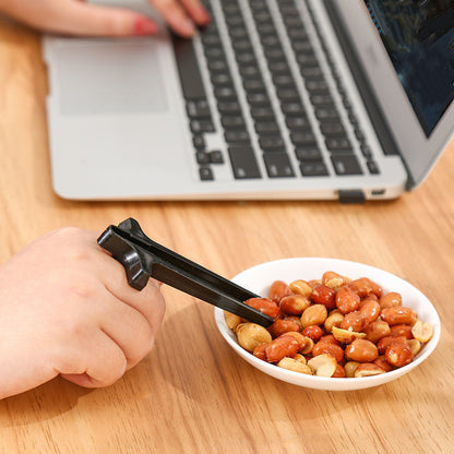 Lazy Finger Snack Chopsticks for Clean Snacking by HitMyNeed