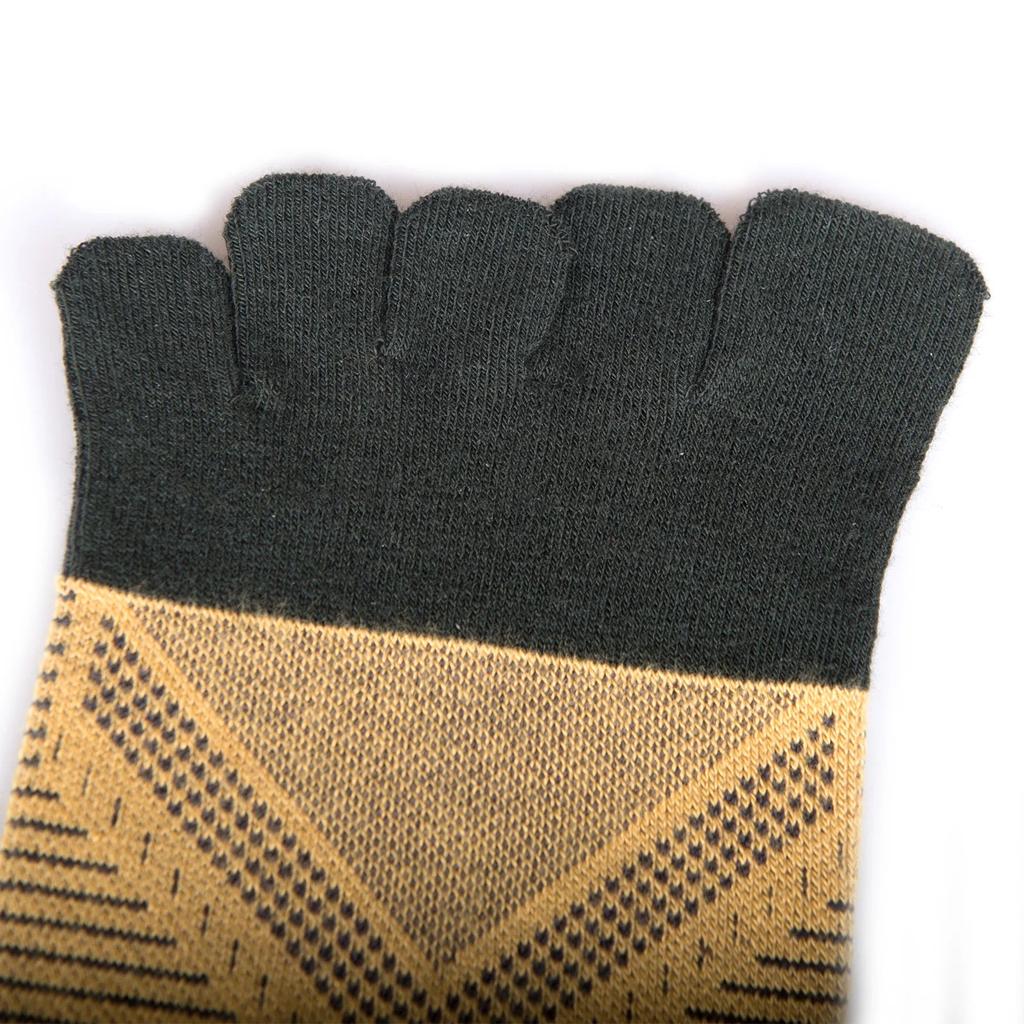 Low Cut Breathable Five Toe Athletic Socks by HitMyNeed