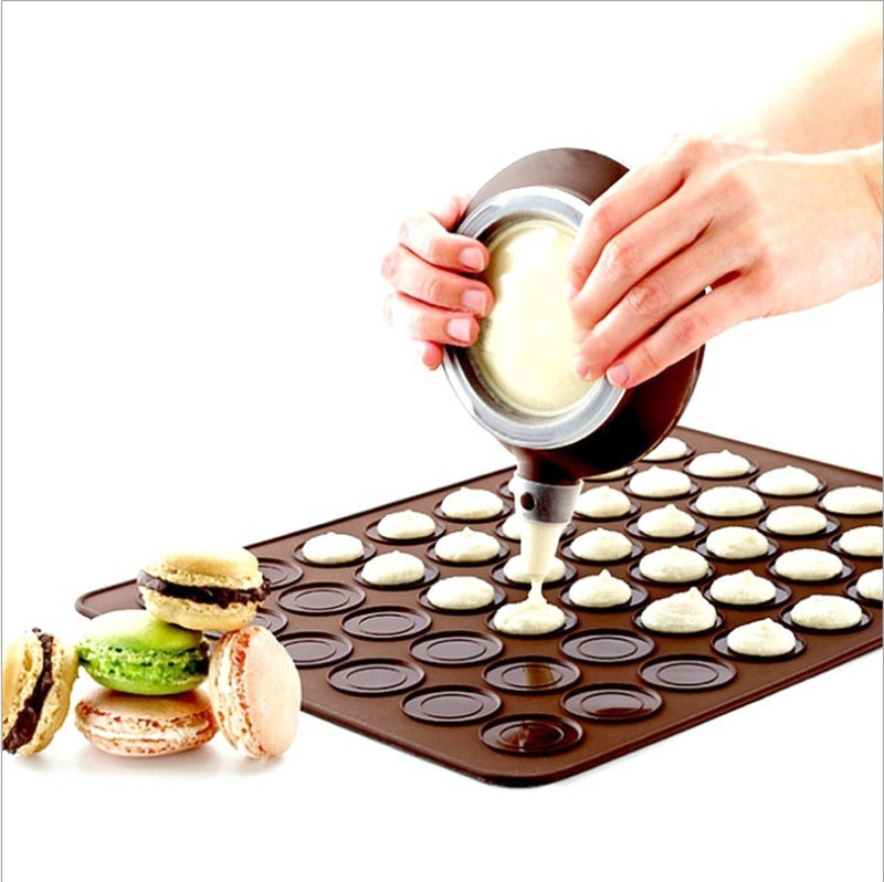 Macaron Silicone Baking Mat with 30 Cavities by HitMyNeed