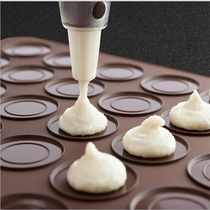 Macaron Silicone Baking Mat with 30 Cavities by HitMyNeed