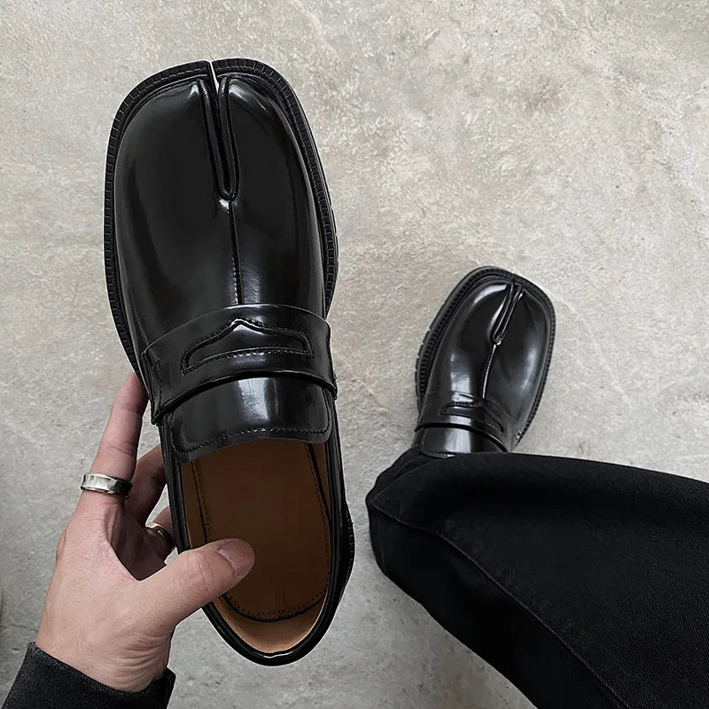 Maganda Tabi Split Toe Leather Loafers Unisex patent-leather-black 37.0 by HitMyNeed