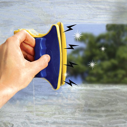 Magnetic Double-Sided Glass Window Cleaner by HitMyNeed