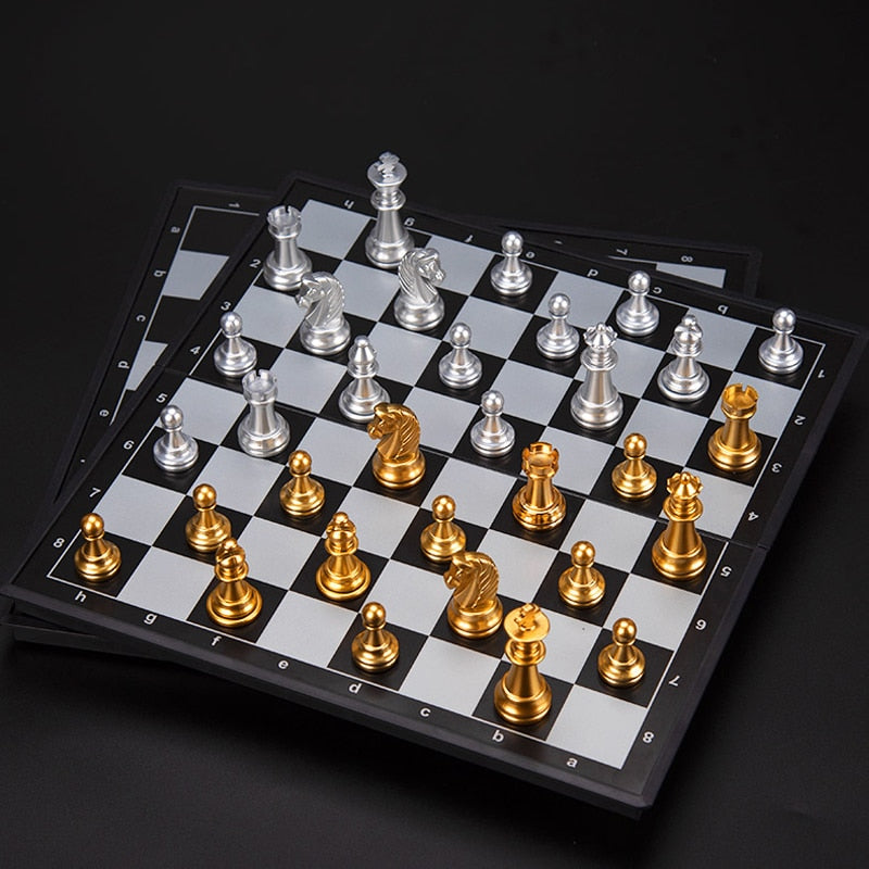 Magnetic Foldable Chess Set with Gold & Silver Pieces by HitMyNeed