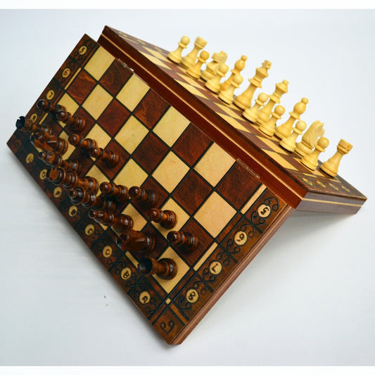 Magnetic Foldable Wooden Chess & Backgammon Set by HitMyNeed