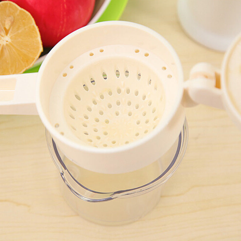 Manual Citrus Juice Extractor with Strainer by HitMyNeed