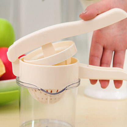 Manual Citrus Juice Extractor with Strainer by HitMyNeed