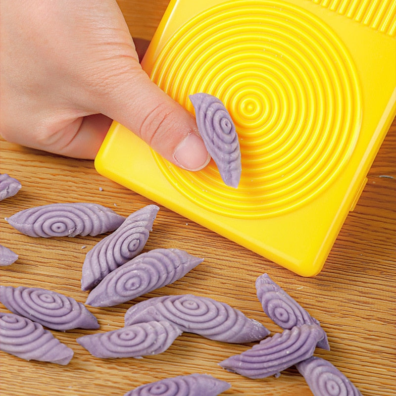 Manual Macaroni Maker Pasta Shaper Set by HitMyNeed