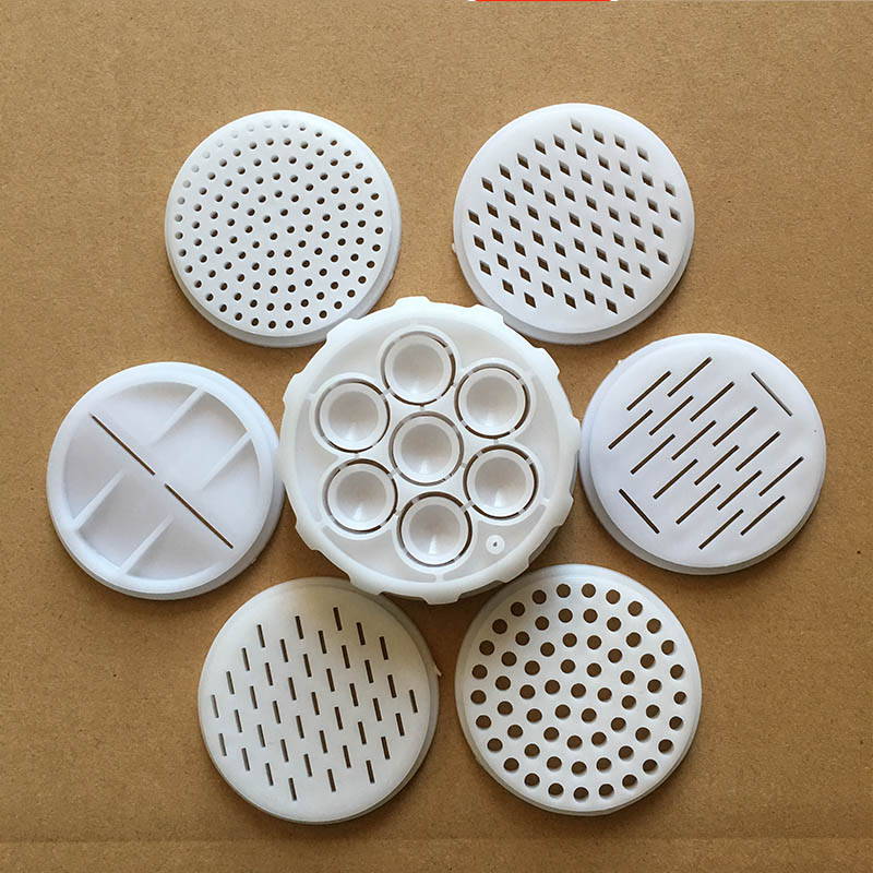 Manual Pasta Maker Noodle Machine with 7 Discs by HitMyNeed