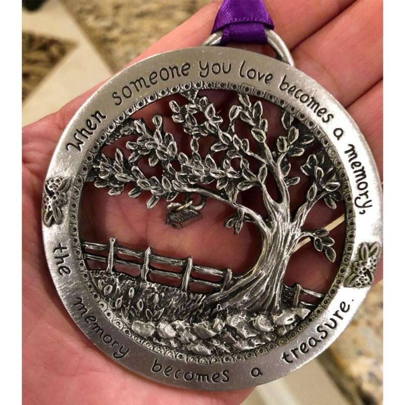 Memorial Christmas Tree Ornament for Loved Ones by HitMyNeed