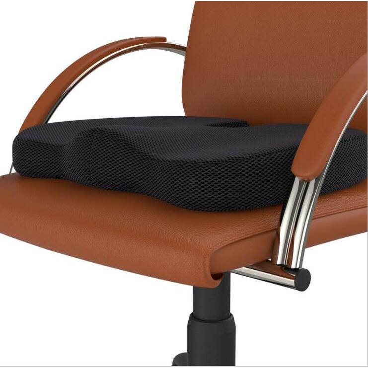 Memory Foam Seat Cushion with Cooling Gel Layer by HitMyNeed