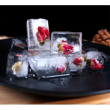 Metal Ice Cube Tray with Easy Release Lever by HitMyNeed