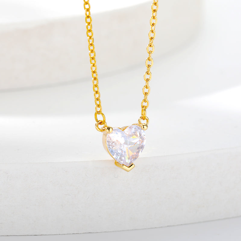 Metal Link Chain Crystal Heart Necklace by HitMyNeed