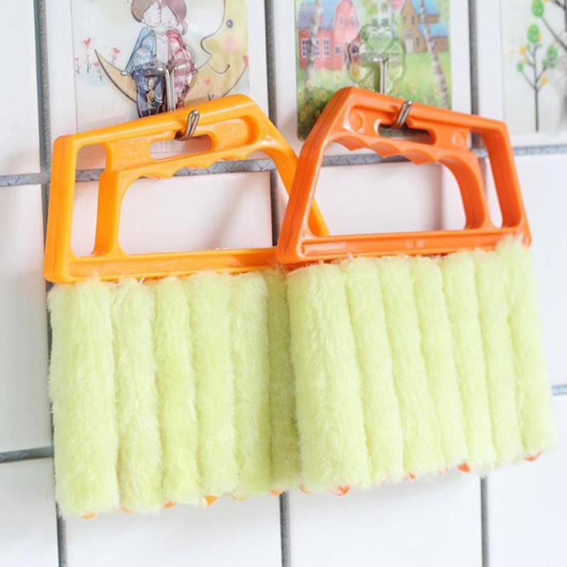 Microfiber Blind Cleaner Tool with Triple Brush by HitMyNeed