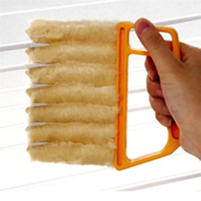 Microfiber Window Blind Cleaner Brush Tool by HitMyNeed