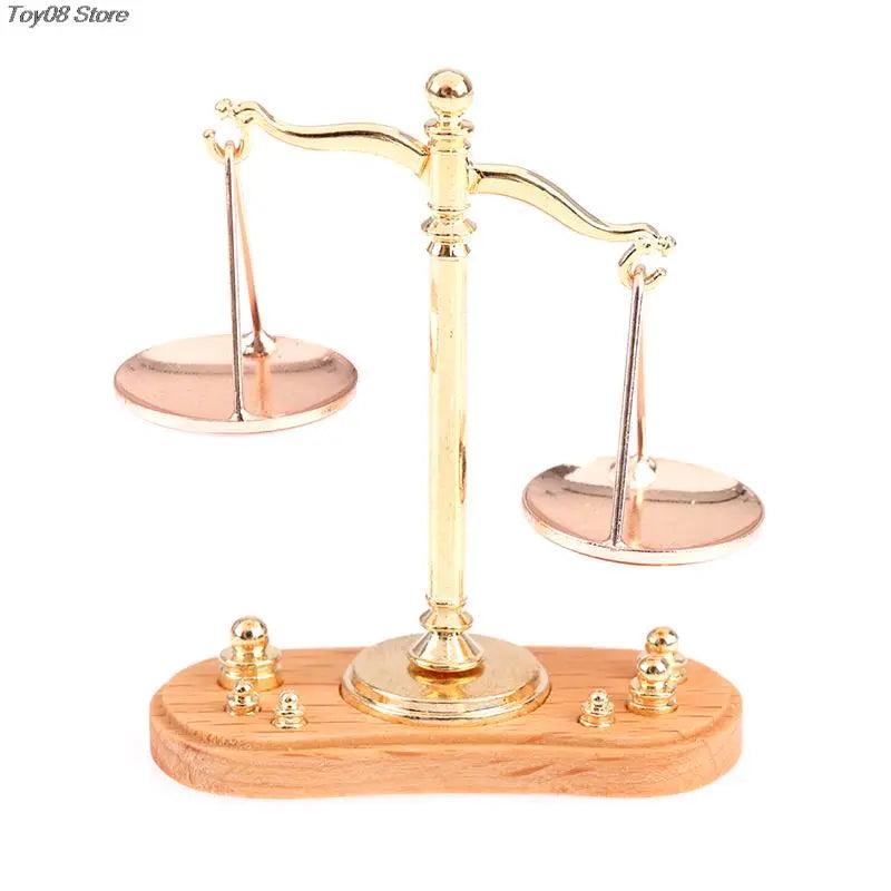 Mini Balance Scale Model for Dollhouse Decoration by HitMyNeed